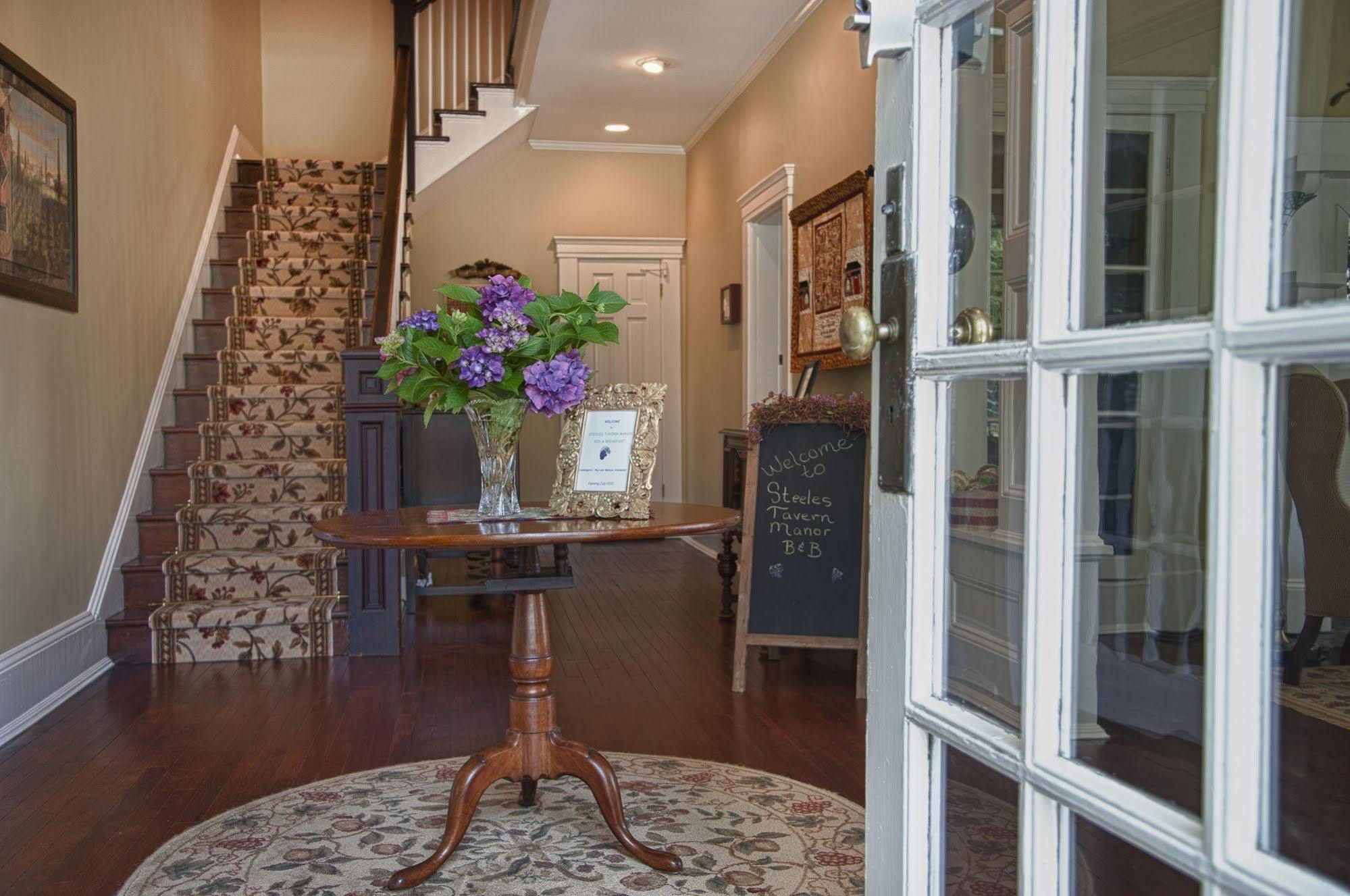 Steeles Tavern Manor Bed & Breakfast Raphine Экстерьер фото